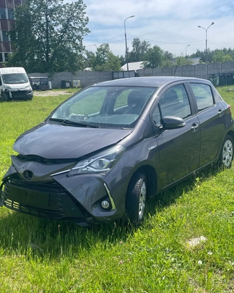 Toyota Yaris cena 23500 przebieg: 46926, rok produkcji 2019 z Zawiercie małe 232